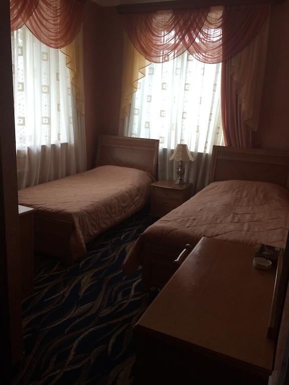 Nairi Hotel Dzjermoek Buitenkant foto