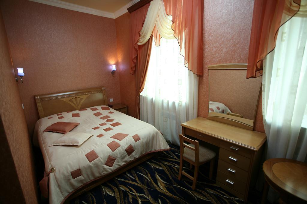 Nairi Hotel Dzjermoek Buitenkant foto