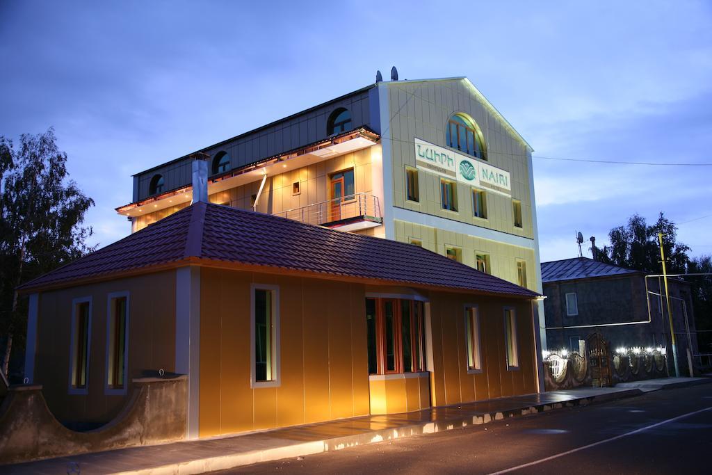 Nairi Hotel Dzjermoek Buitenkant foto