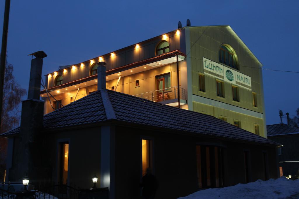 Nairi Hotel Dzjermoek Buitenkant foto