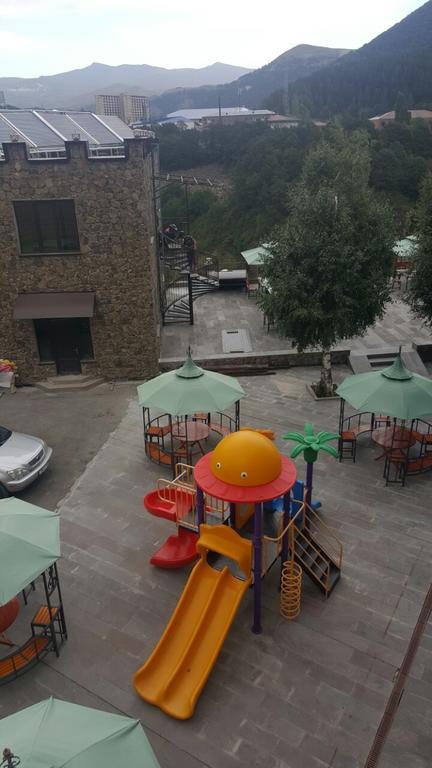 Nairi Hotel Dzjermoek Buitenkant foto