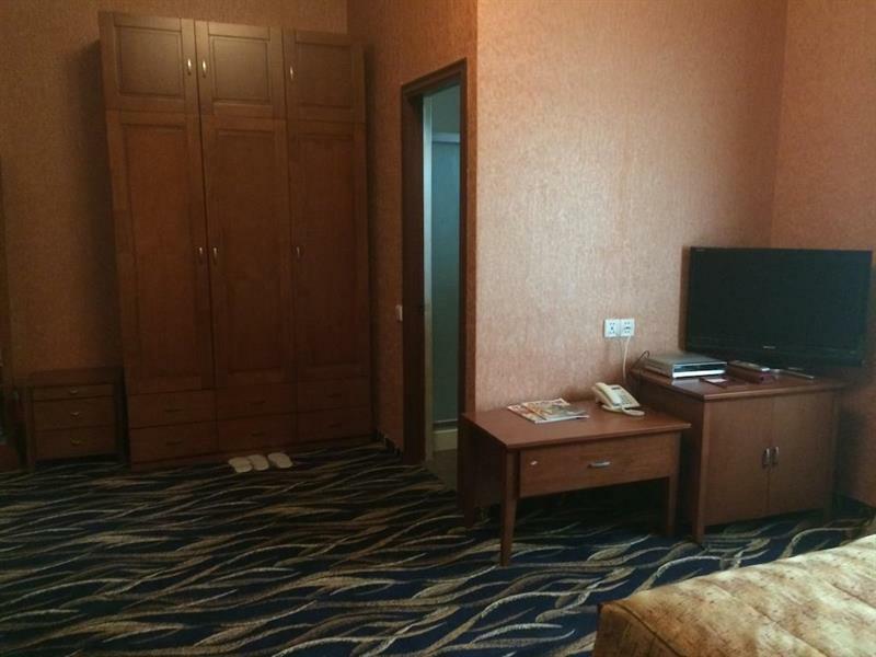 Nairi Hotel Dzjermoek Buitenkant foto